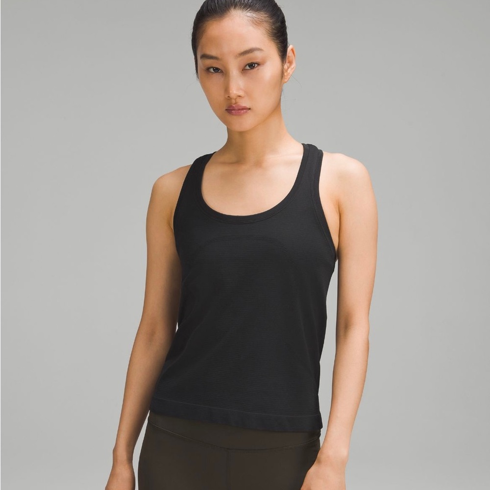 Lululemon Black Swiftly Tech Tank Top 2.0 : Race Length (Size 2)